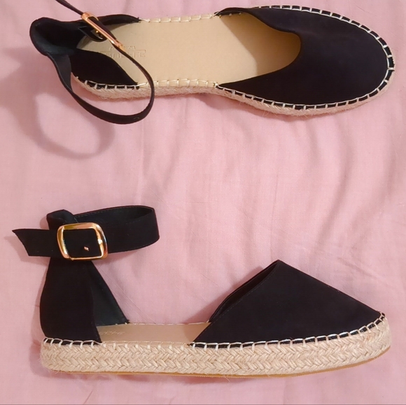 Truffle Collection Espadrilles - Picture 1 of 1